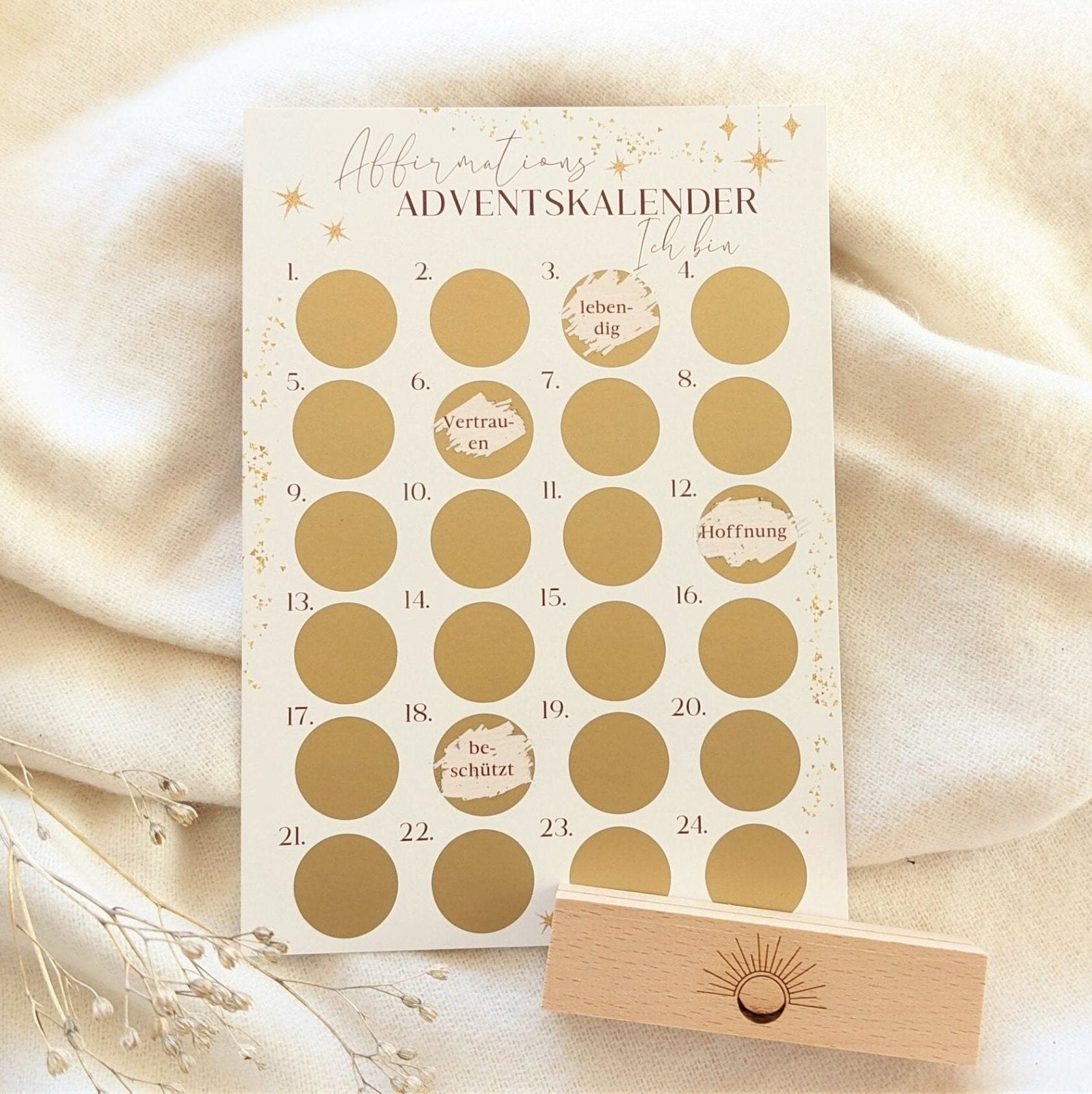 Adventskalender Affimationen, Adventskalender zum Rubbeln, Adventskalender Achtsamkeit und Selbstliebe, creme gold, Din A5 - HappyLuz Shop