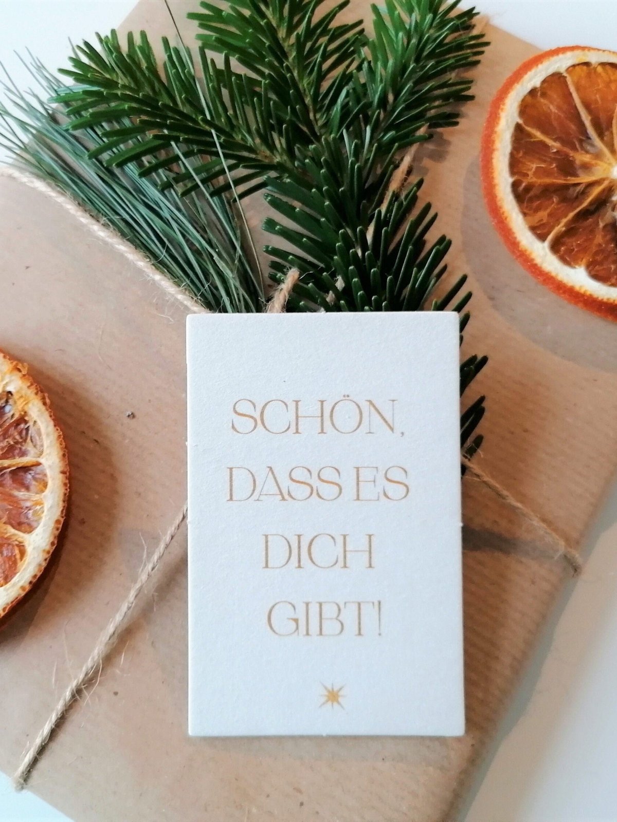 Karte "Schön, dass es dich gibt!", Karte Weihnachten, Geschenkkarte modern, Weihnachtskartenset, Geschenkverpackung, Holzschliffpappe - HappyLuz Shop